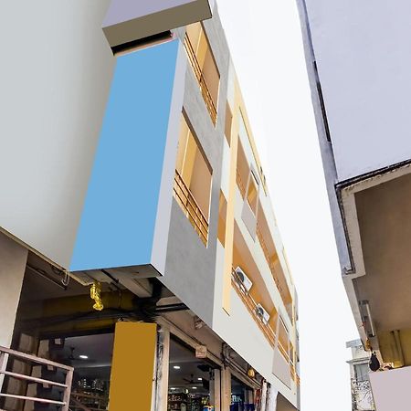 Oyo 84039 Tirumala Grand Rājahmundry 外观 照片
