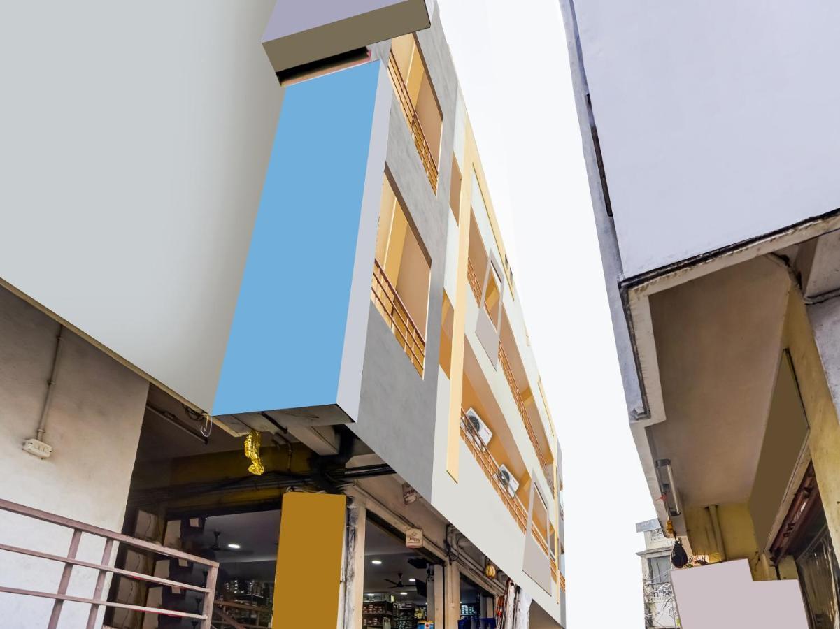 Oyo 84039 Tirumala Grand Rājahmundry 外观 照片